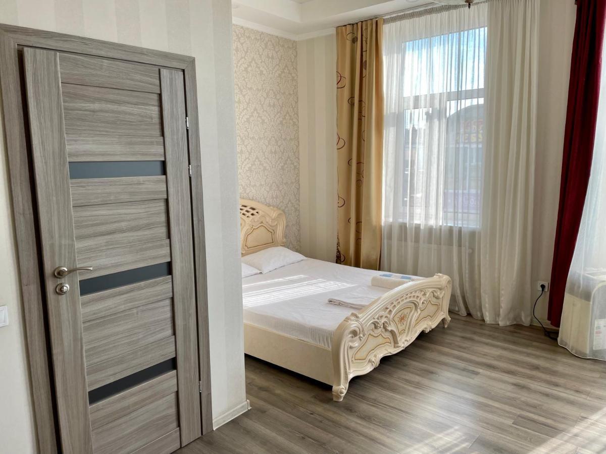 Apartment Studio-біля Вокзалу-недалеко від Центру-Городоцька 151 Львов Экстерьер фото